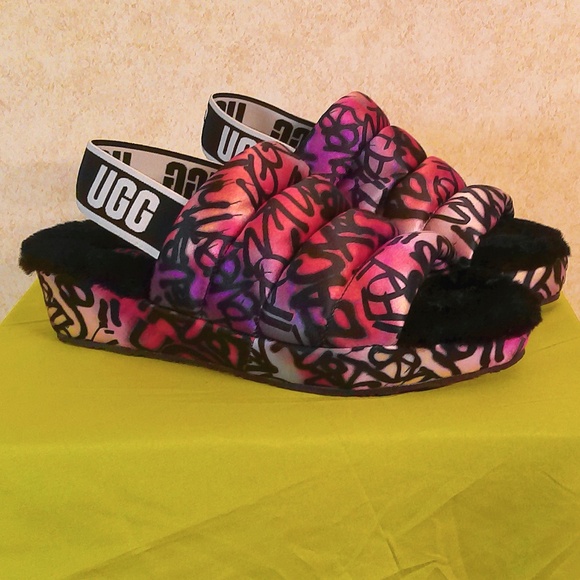 NWOT UGG AU Graffiti Puffer Slides Woman’s Size US6/EU37 RN# 88276 No Box - Picture 6 of 8